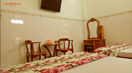 KHÁCH SẠN GIA HƯNG